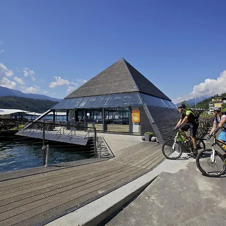 Vakantiehuis In Near Slopes Fresach